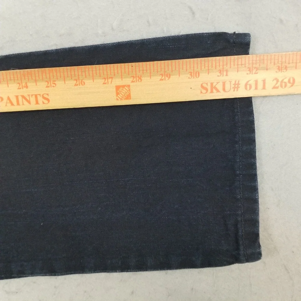 Levis Jeans Mens 34x32 514 Slim Straight Dark Indigo Blue Denim 100% Cotton‎